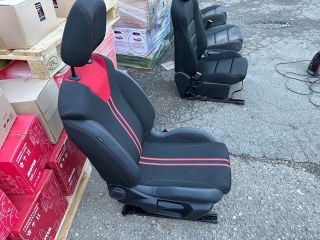 bontott OPEL CORSA F Jobb első Ülés