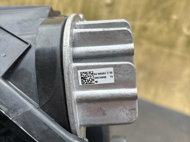 bontott OPEL CORSA F Jobb Fényszóró