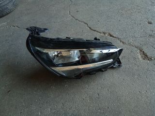bontott OPEL CORSA F Jobb Fényszóró