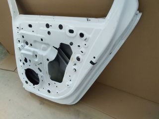 bontott OPEL CORSA F Jobb hátsó Ajtó (Üres lemez)