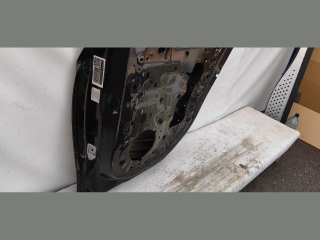 bontott OPEL CORSA F Jobb hátsó Ajtó (Üres lemez)