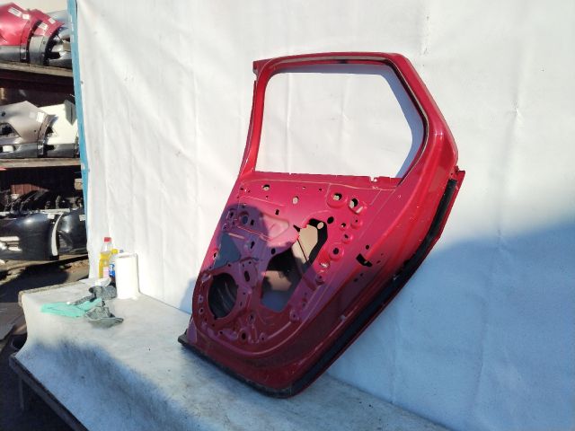 bontott OPEL CORSA F Jobb hátsó Ajtó (Üres lemez)