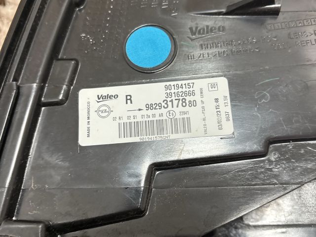 bontott OPEL CORSA F Jobb Hátsó Lámpa