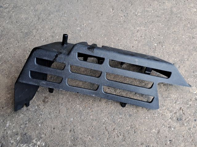 bontott OPEL CORSA F Jobb Kalaptartó Tartó Konzol