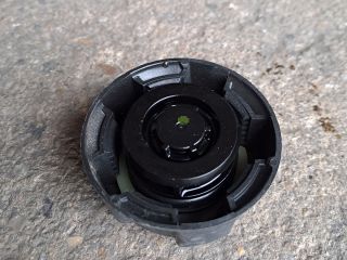 bontott OPEL CORSA F Kiegyenlítőtartály Sapka