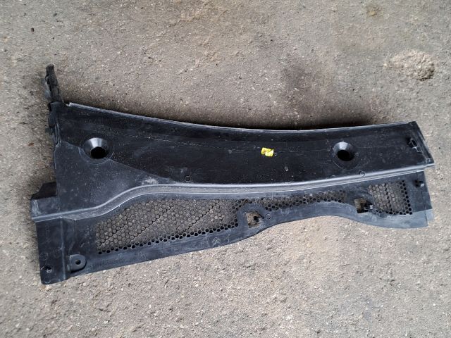 bontott OPEL CORSA F Levélrács