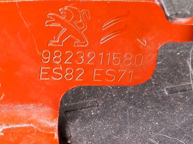 bontott OPEL CORSA F Motorháztető Jobb Zsanér