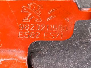 bontott OPEL CORSA F Motorháztető Jobb Zsanér