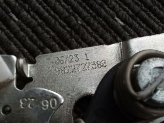 bontott OPEL CORSA F Motorháztető Zárszerkezet