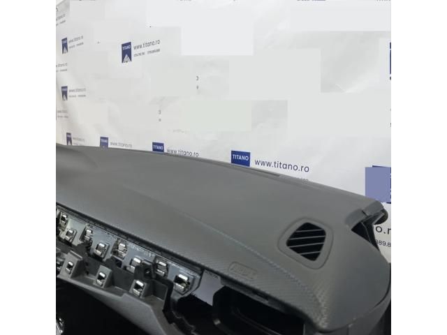 bontott OPEL CORSA F Műszerfal Héj