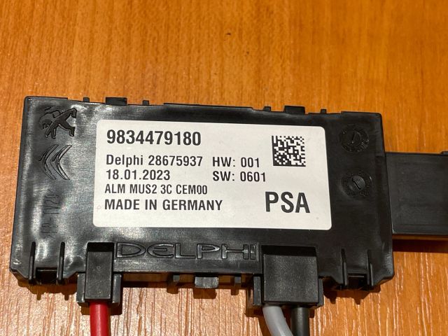 bontott OPEL CORSA F Riasztó Ultrahang Érzékelő