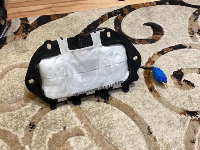 bontott OPEL CORSA F Utasoldali Légzsák