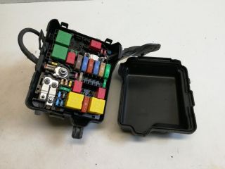 bontott OPEL CROSSLAND X Biztosítéktábla Motortér