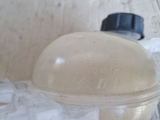 bontott OPEL CROSSLAND X Kiegyenlítő Tartály