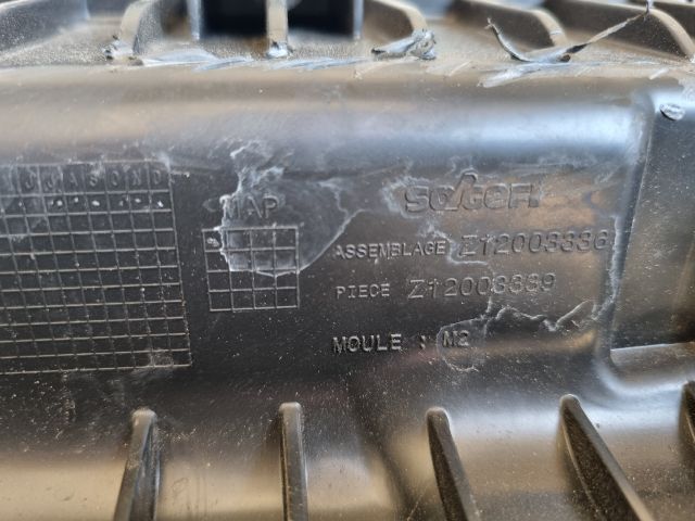 bontott OPEL CROSSLAND X Légszűrő Ház