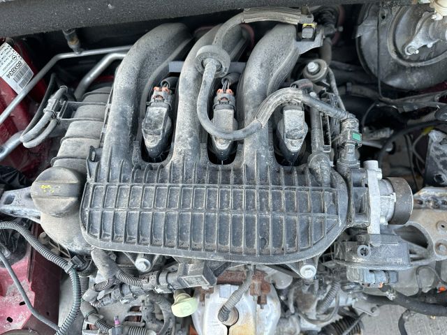 bontott OPEL CROSSLAND X Motor (Fűzött blokk hengerfejjel)