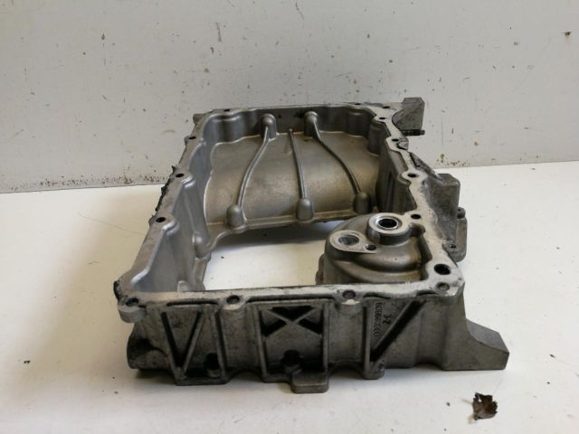 bontott OPEL CROSSLAND X Olajteknő