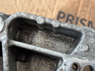 bontott OPEL CROSSLAND X Generátor Tartó Bak