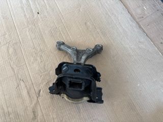 bontott OPEL CROSSLAND X Motor Tartó Bak Jobb