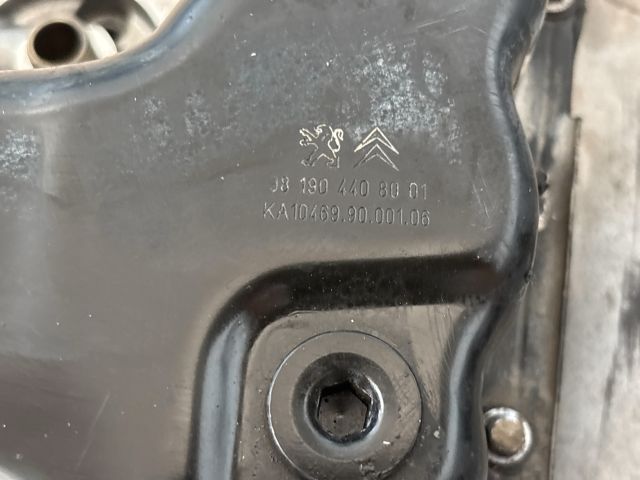 bontott OPEL CROSSLAND X Olajteknő