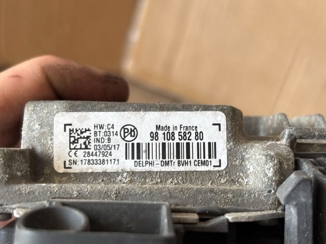 bontott OPEL CROSSLAND X Start / Stop Vezérlő Modul