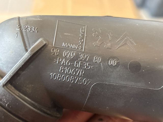 bontott OPEL CROSSLAND X Szívó Cső