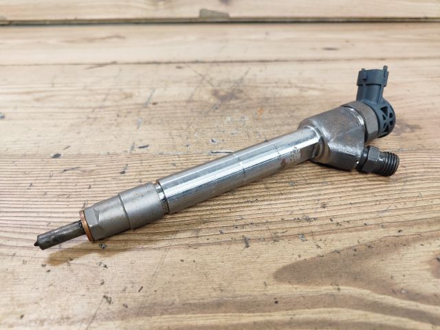 bontott OPEL CROSSLAND X Porlasztó (1 db)