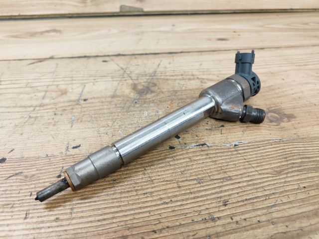 bontott OPEL CROSSLAND X Porlasztó (1 db)