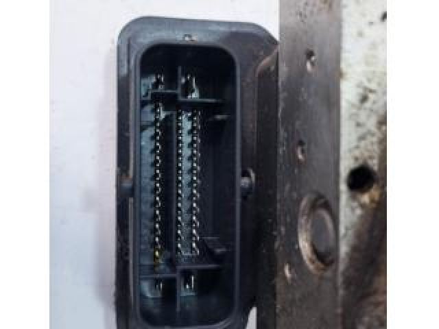 bontott OPEL CROSSLAND X ABS Kocka