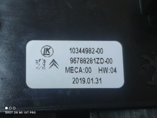 bontott OPEL CROSSLAND X Ablakemelő és Tükör Kapcsoló