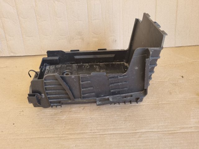 bontott OPEL CROSSLAND X Akkumulátor Tartó