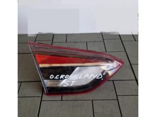 bontott OPEL CROSSLAND X Bal Belső Hátsó Lámpa