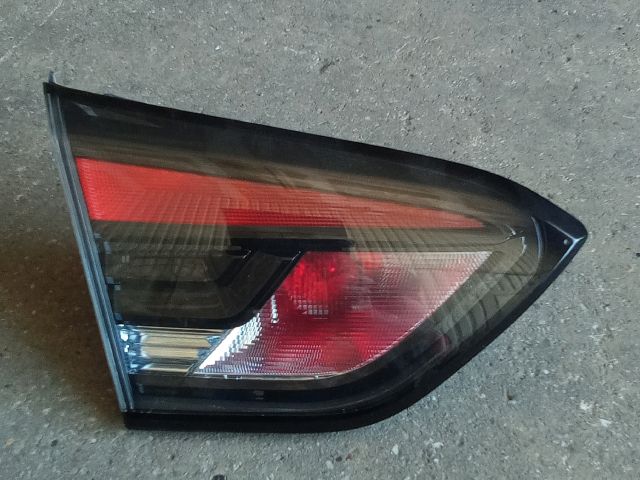 bontott OPEL CROSSLAND X Bal Belső Hátsó Lámpa