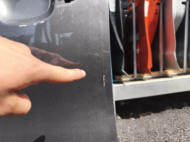 bontott OPEL CROSSLAND X Bal első Ajtó (Üres lemez)