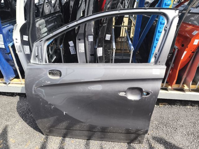 bontott OPEL CROSSLAND X Bal első Ajtó (Üres lemez)