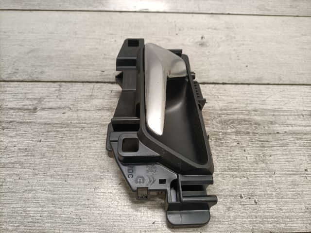 bontott OPEL CROSSLAND X Bal első Belső Kilincs