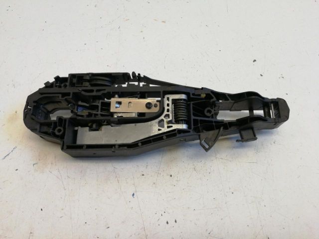 bontott OPEL CROSSLAND X Bal első Külső Kilincsfészek