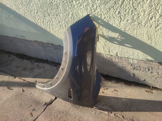 bontott OPEL CROSSLAND X Bal első Sárvédő