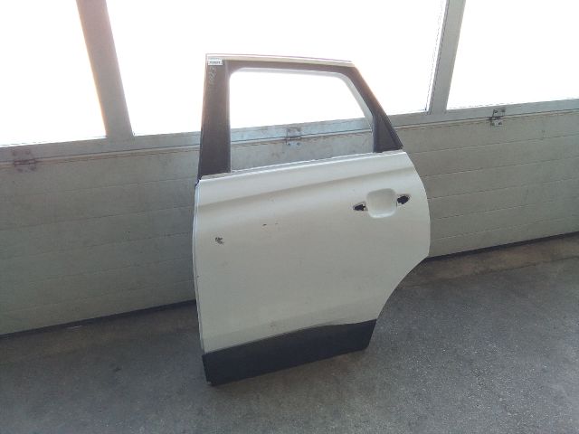 bontott OPEL CROSSLAND X Bal hátsó Ajtó (Üres lemez)