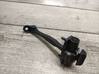 bontott OPEL CROSSLAND X Bal hátsó Ajtóhatároló