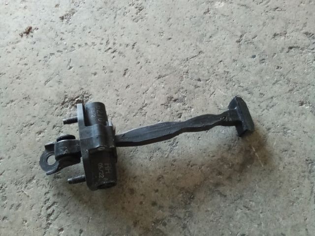 bontott OPEL CROSSLAND X Bal hátsó Ajtóhatároló