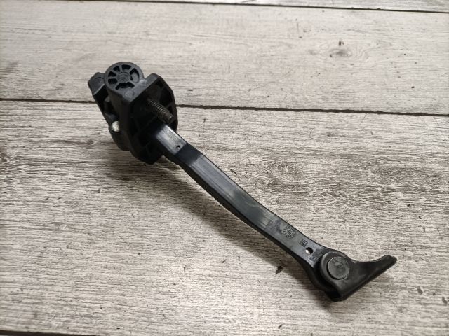 bontott OPEL CROSSLAND X Bal hátsó Ajtóhatároló