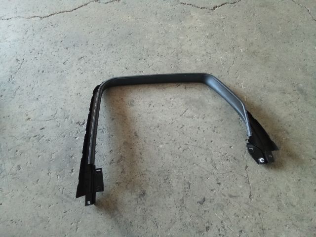 bontott OPEL CROSSLAND X Bal hátsó Ajtókeret Burkolat