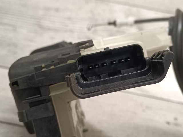 bontott OPEL CROSSLAND X Bal hátsó Ajtózár