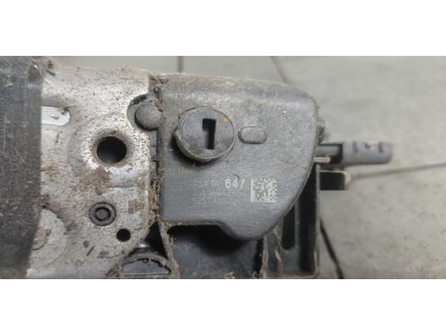 bontott OPEL CROSSLAND X Bal hátsó Ajtózár