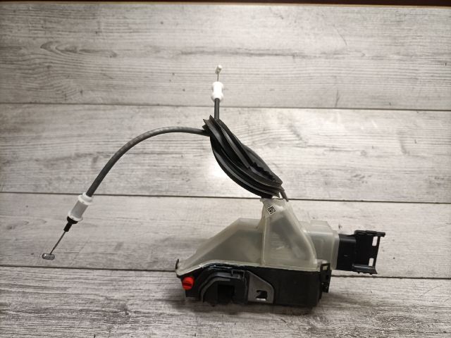 bontott OPEL CROSSLAND X Bal hátsó Ajtózár