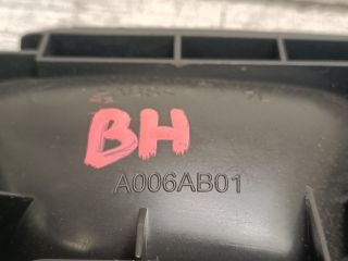 bontott OPEL CROSSLAND X Bal hátsó Belső Kilincs