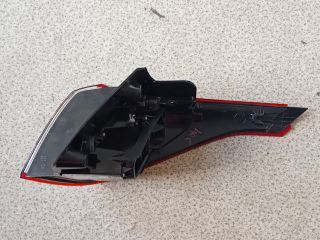 bontott OPEL CROSSLAND X Bal Hátsó Lámpa