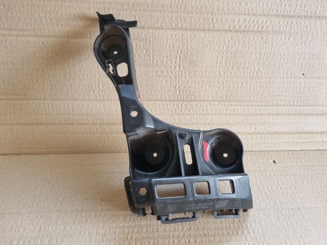 bontott OPEL CROSSLAND X Bal hátsó Lökhárító Tartó (Műanyag)