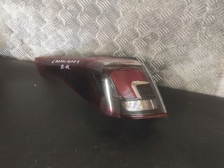 bontott OPEL CROSSLAND X Bal Külső Hátsó Lámpa